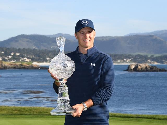 Jordan Spieth with the AT&T trophy